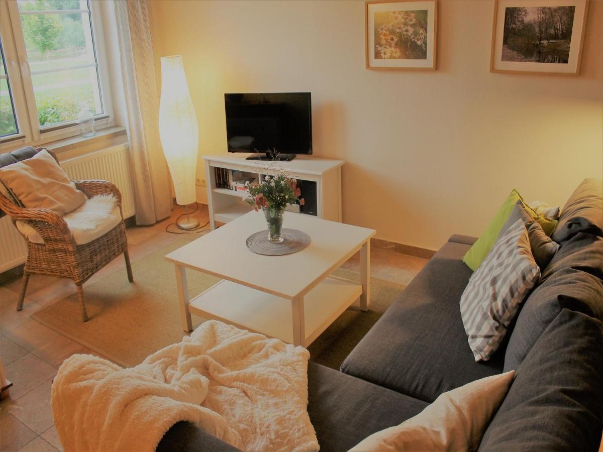 Gutshof Marienthal Apartment Viereck Exterior foto