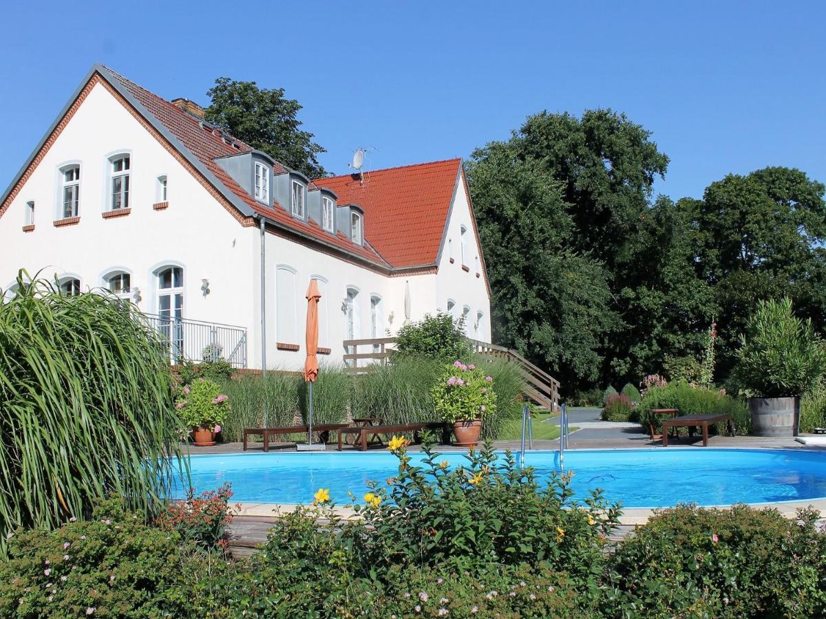 Gutshof Marienthal Apartment Viereck Exterior foto